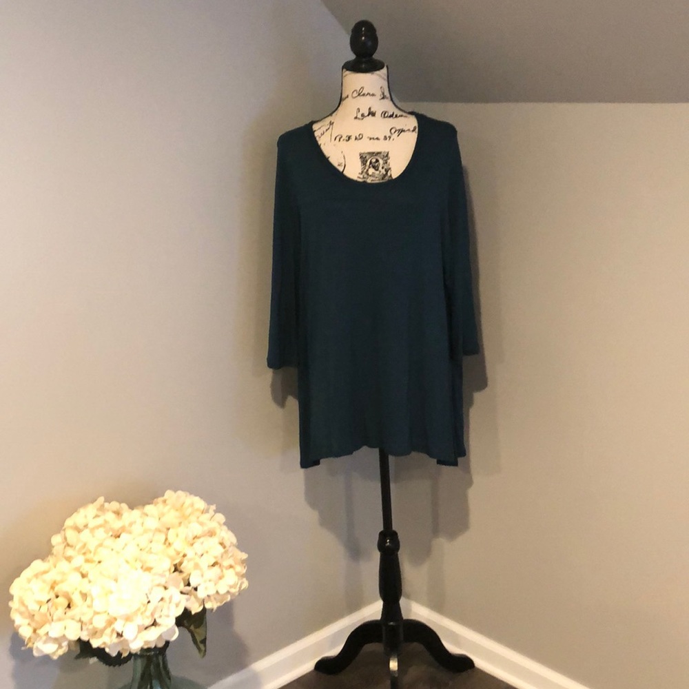 NWOT Simply Vera teal long sleeve shirt